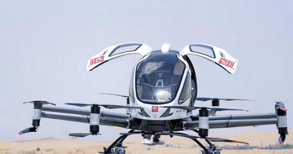 أول رحلة تجريبية في الشرق الأوسط لطائرة بدون طيار مع راكب