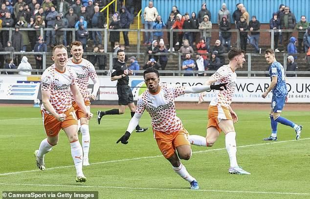 «ميسي الجديد» أفضل لاعب بالدرجة الثالثة