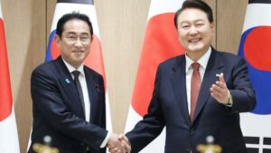 على هامش قمة ثلاثية.. اجتماع ثنائي بين زعيمي طوكيو وسيؤول