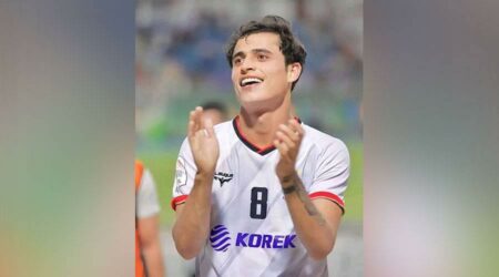 بايش يتراجع عن قراره بترك القوة الجوية