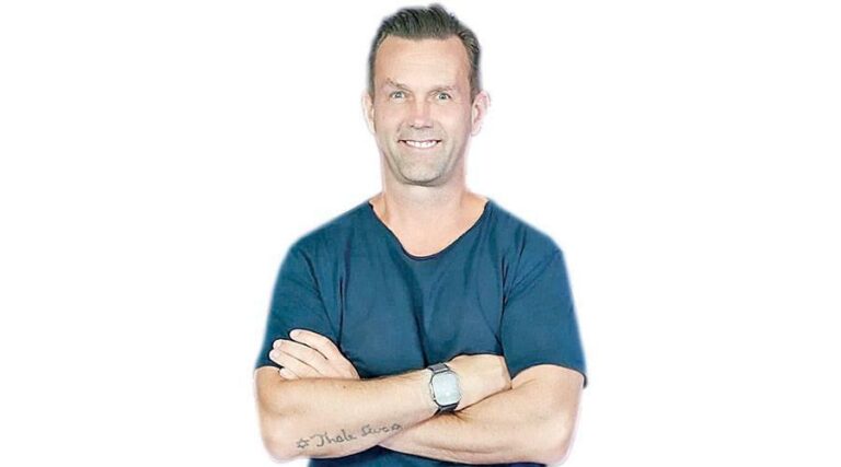 روني مديراً فنياً للوحدة