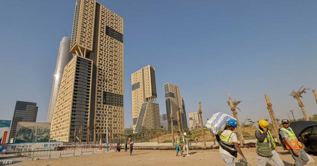 شركة سعودية تبني برجا يستمد طاقته من الهيدروجين في مصر