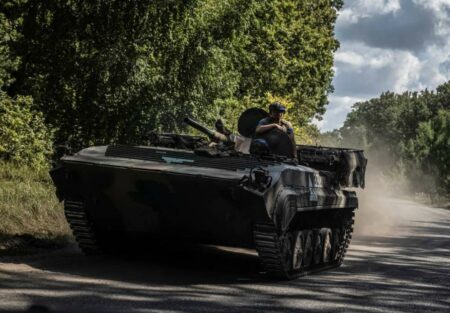 مقتل مدني وإصابة آخرين بهجوم روسي على أوكرانيا