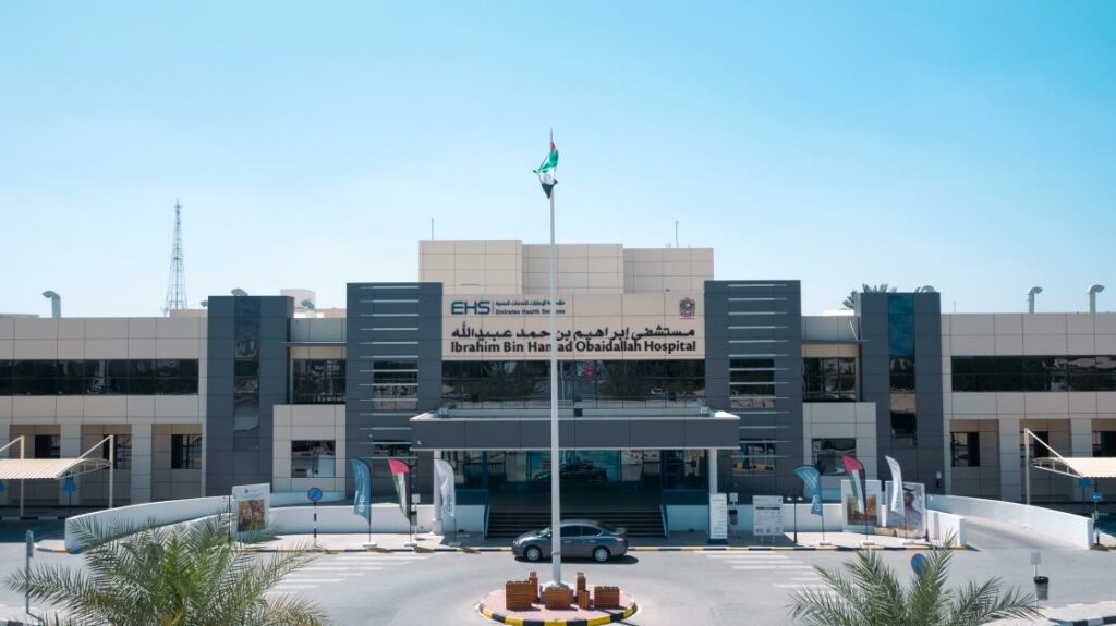 مستشفى «عبيد الله» برأس الخيمة ينقذ ثلاثينية من الشلل