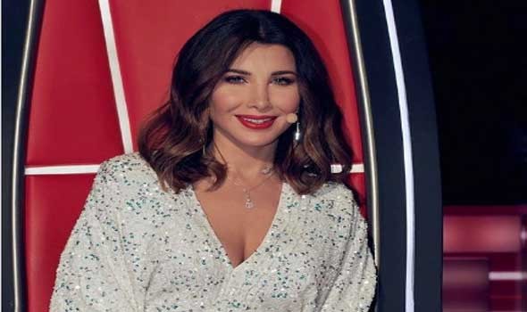 نانسي عجرم تتألق بإطلالة أنيقة ومريحة نانسي عجرم تتألق بإطلالة أنيقة ومريحة