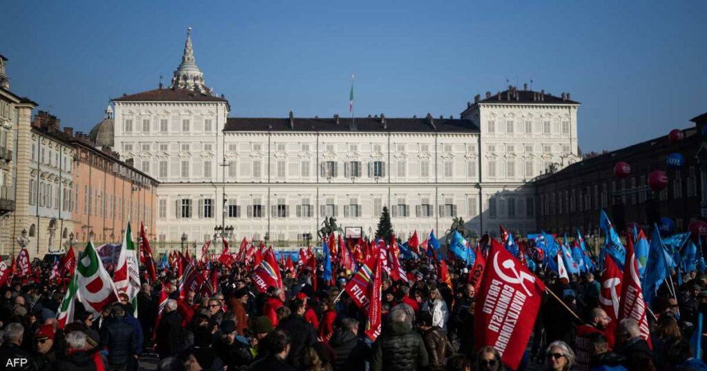 إضراب في إيطاليا بسبب ضعف الأجور يعطل العديد من القطاعات