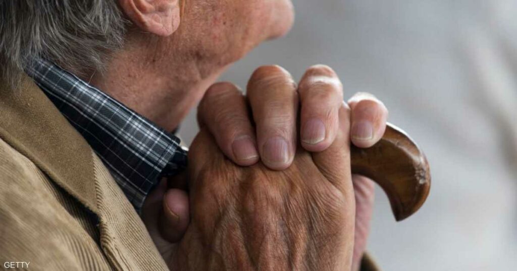 تظهر قبل سنوات من التشخيص.. 4 علامات خفية لمرض الزهايمر