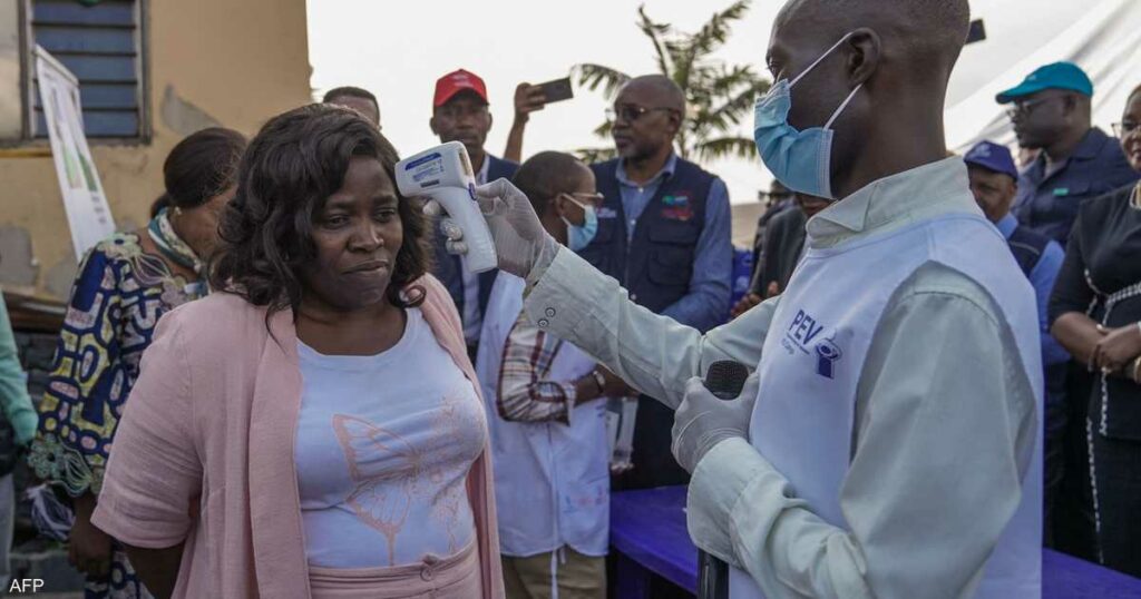 مرض غامض يحصد الأرواح في دولة إفريقية.. والسلطات الصحية تحقق