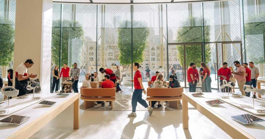 بمتجر جديد.. "أبل" تسرع وتيرة الاستثمار في الإمارات