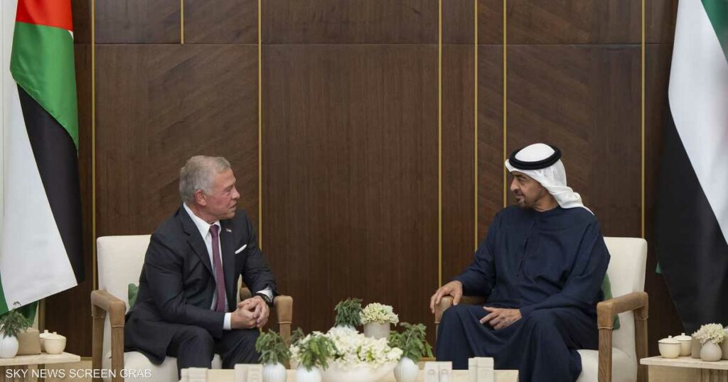 رئيس الإمارات وملك الأردن يبحثان التطورات الإقليمية