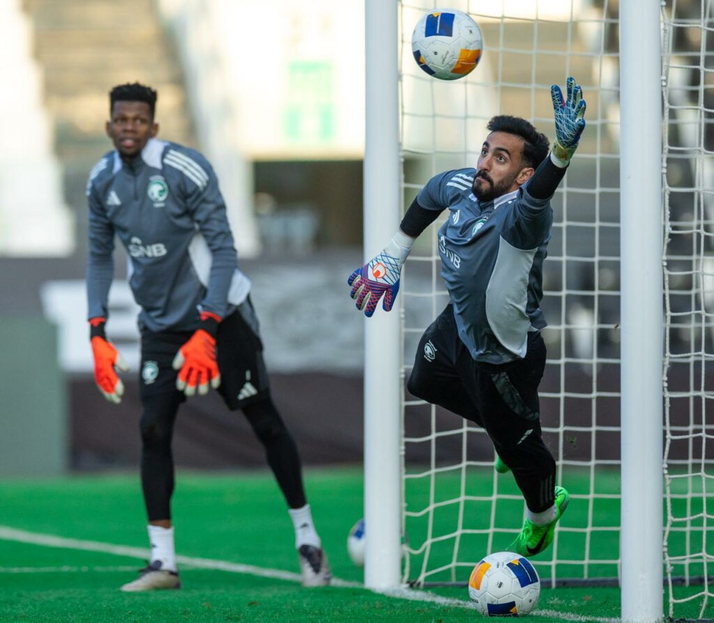 الأخضر يواصل برنامجه الإعدادي في معسكر الرياض