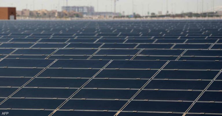 مصدر: نسعى لتحقيق 100 غيغاوات من الطاقة النظيفة بحلول 2030