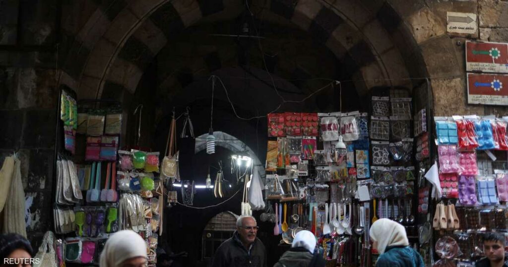 ما أثر الرسوم الجمركية الجديدة على الاقتصاد السوري والمواطن؟