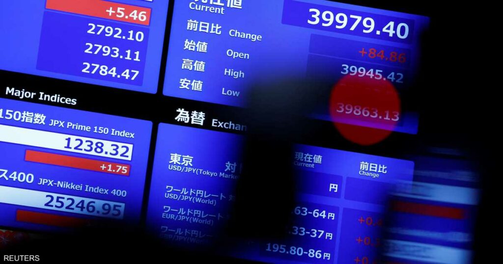 أسهم اليابان تهبط وسط قيود أميركية متوقعة على صادرات الرقائق