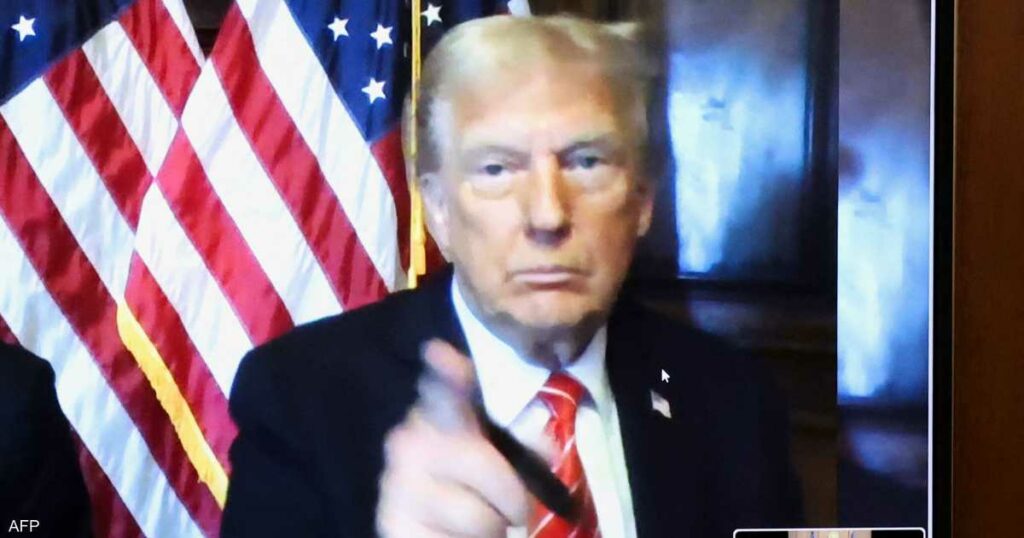 رد غاضبا الساعة 1 صباحا.. ترامب يهاجم "المحقق الخاص"