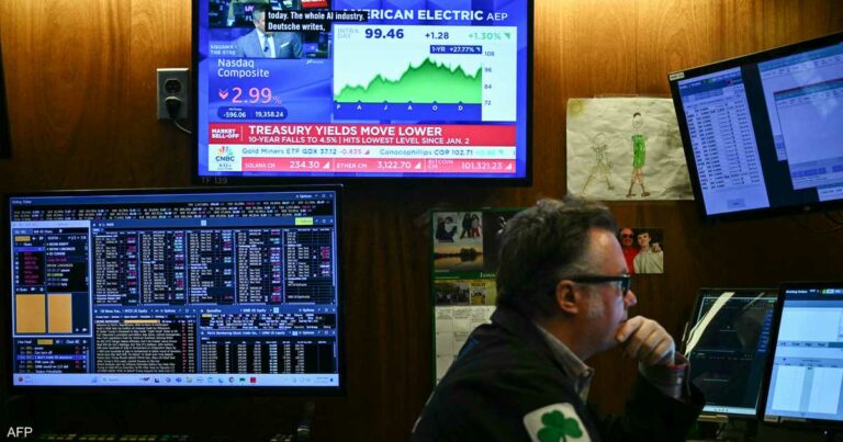 ديبسيك" تثير الرعب.. أسهم أميركا تمحو أكثر من تريليون دولار!