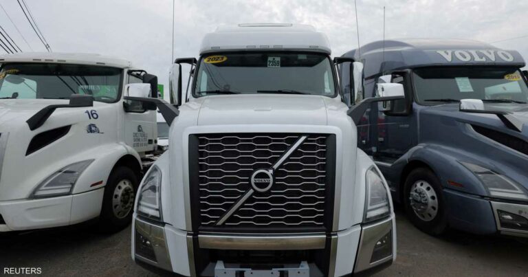 أرباح فولفو للشاحنات تهبط إلى 1.3 مليار دولار بالربع الأخير