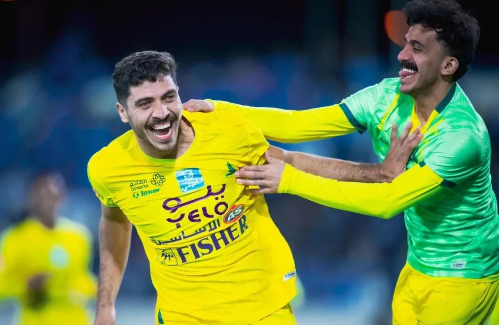 الخليج يحقق انتصارًا على الأخدود في دوري روشن