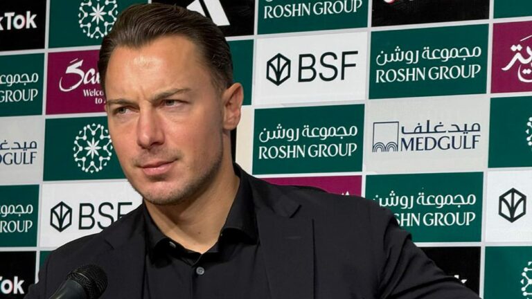 الأهلي يعلن استمرار المدرب ماتياس يايسله