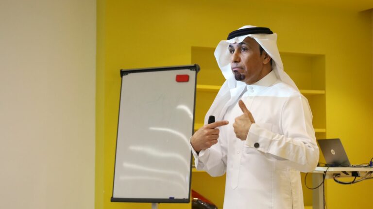 مجلس إعلام الأحساء يختتم ورشة عمل التعليق الرياضي