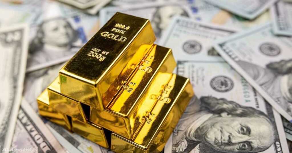الذهب يلمع وسط عاصفة تجارية