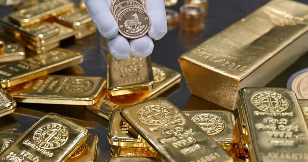 الذهب يقترب من ذروته التاريخية بعد تهديدات ترامب الجمركية