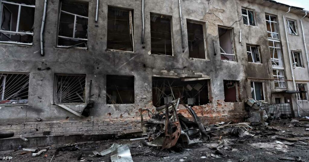 4 قتلى بقصف مدرسة.. روسيا وأوكرانيا تتبادلان الاتهامات