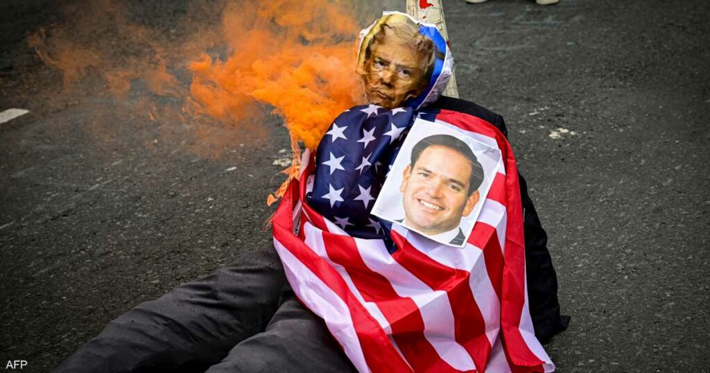 رغم الرفض الشعبي.. روبيو يصل بنما لمناقشة "مطالب ترامب"