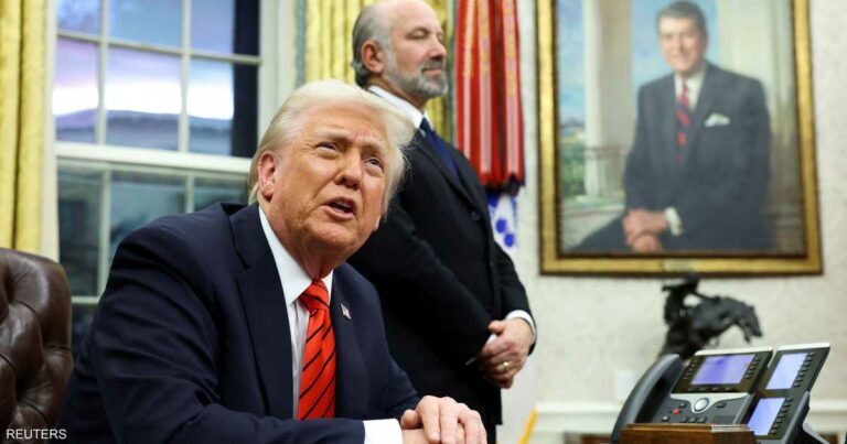 ترامب يفرض رسوما جمركية بـ 25% على واردات الصلب والألمنيوم