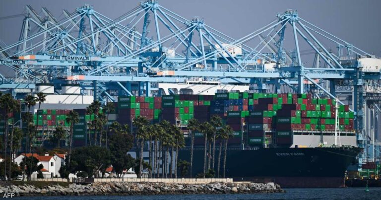 العجز التجاري الأميركي يتسع في يوليو بسبب ارتفاع الواردات