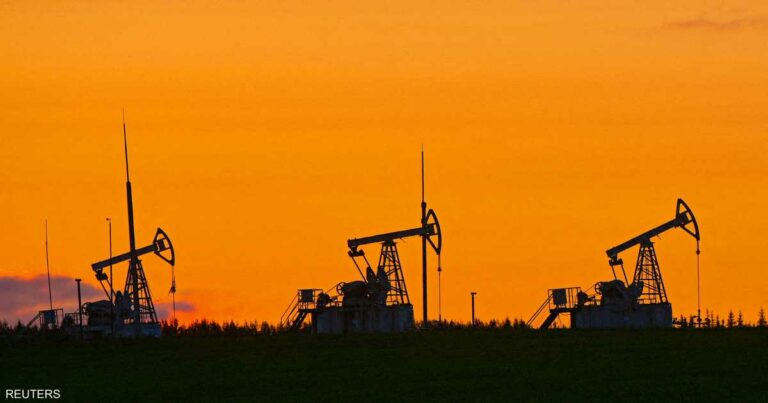 النفط يتراجع مجدداً مع تصاعد آمال السلام في أوكرانيا