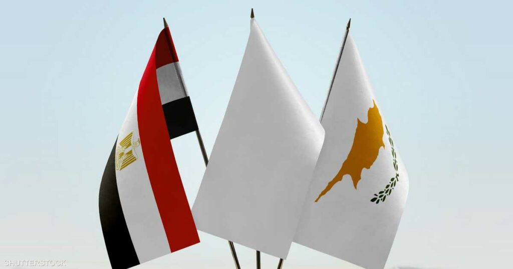 مصر وقبرص توقعان اتفاقيات لتصدير الغاز المسال إلى أوروبا