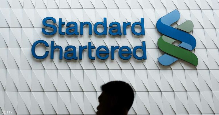 ستاندرد تشارترد يحقق نمواً بنسبة 18% في أرباح 2024
