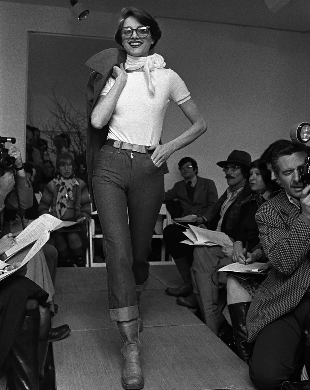 لحظات صنعت الموضة.. كيف غيّرت هذه الأحداث تاريخ الأزياء إلى الأبد؟