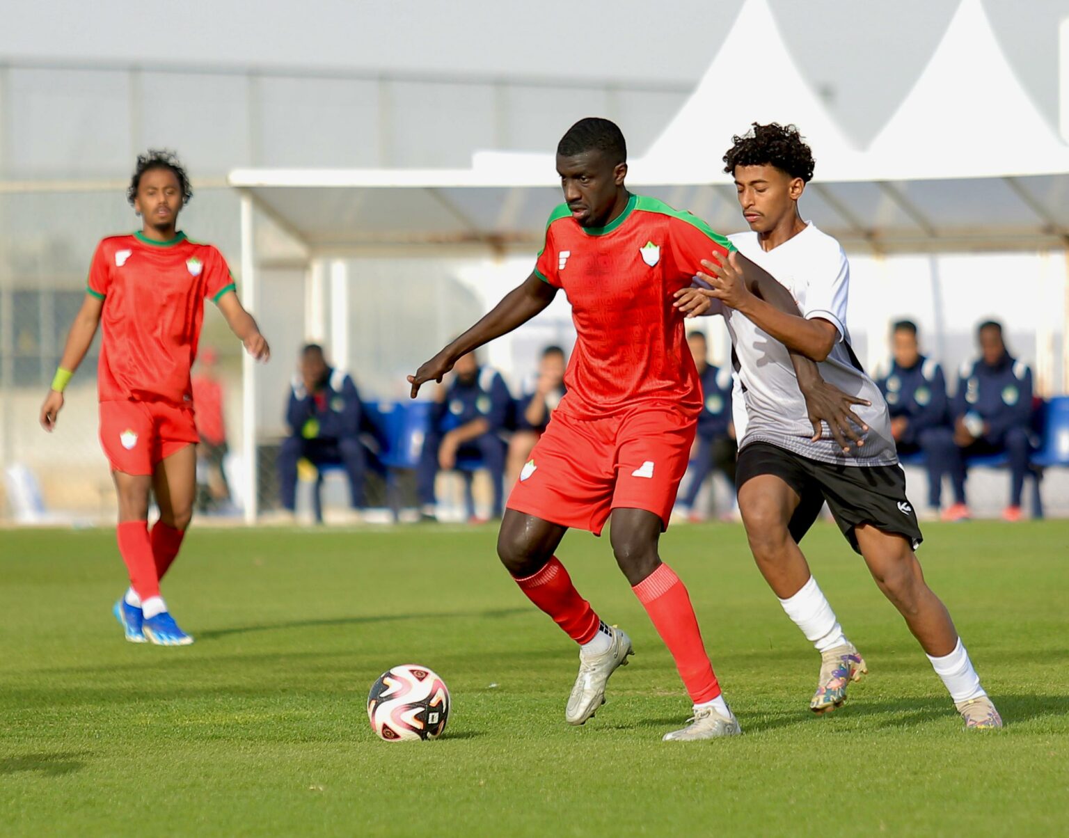 الفضل يكتسح شباك الأمجاد بثمانية أهداف نظيفة