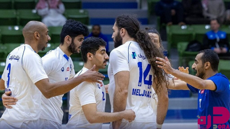 الهلال يفوز على أبها ويتصدر دوري ممتاز الطائرة