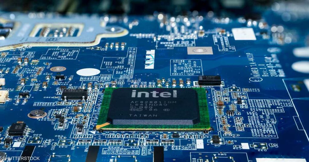 تراجع سهم إنتل بعد مطالبة ترامب باستقالة رئيسها التنفيذي