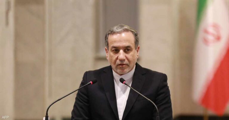 إيران تحذر من نقل المباحثات النووية من مسقط إلى روما