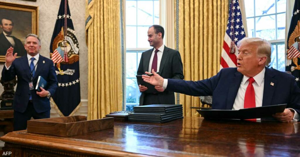 مبعوث ترامب يضع "خيارا واحدا" أمام إيران.. ما هو؟