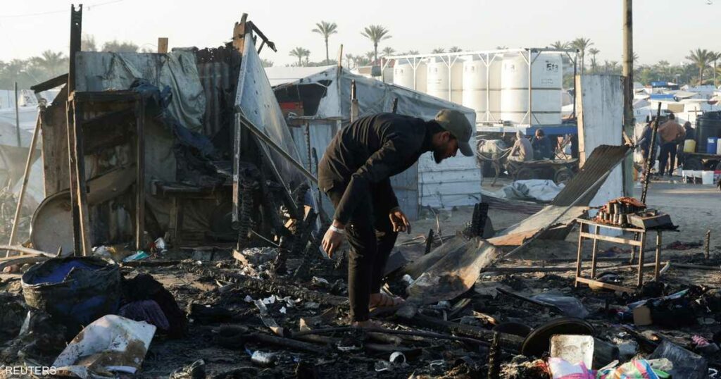 غزة.. مقتل 25 شخصا في غارات إسرائيلية على خيام نازحين