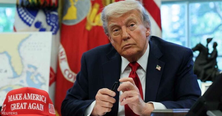 الرئيس الأميركي يعيد إشعال فتيل الحرب التجارية مع الصين