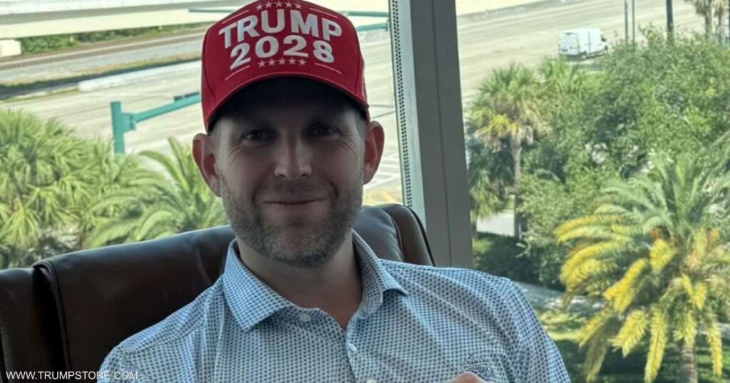 قبعات ترامب 2028 تثير الجدل.. هل يخطط لولاية ثالثة؟