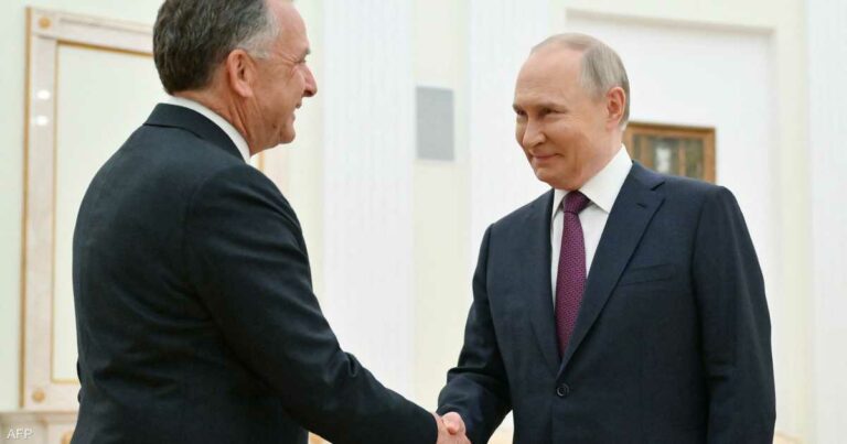 الكرملين يكشف تفاصيل محادثات بوتين وويتكوف.. 3 ساعات