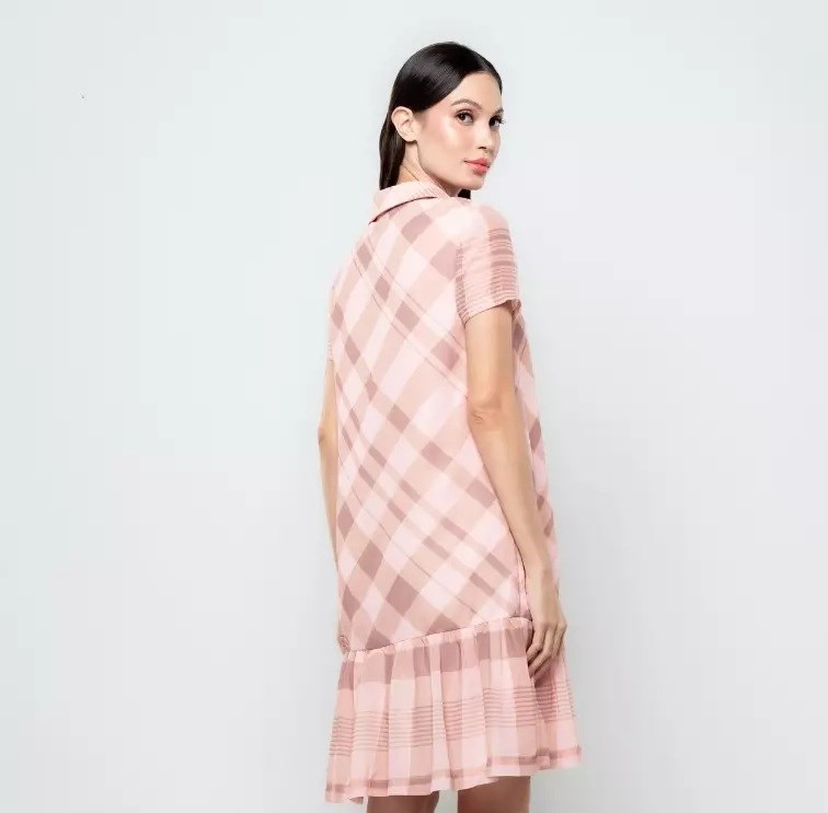 فستان الخصر المنخفض مثالي لجميع مناسبات 2025