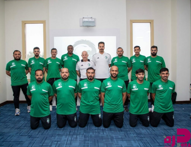 الإدارة الفنية في الاتحاد السعودي لكرة القدم تختتم المرحلة الأولى من الدورة التدريبية لتحليل الفيديو بمشاركة 13 مدربًا وطنيًا بالرياض