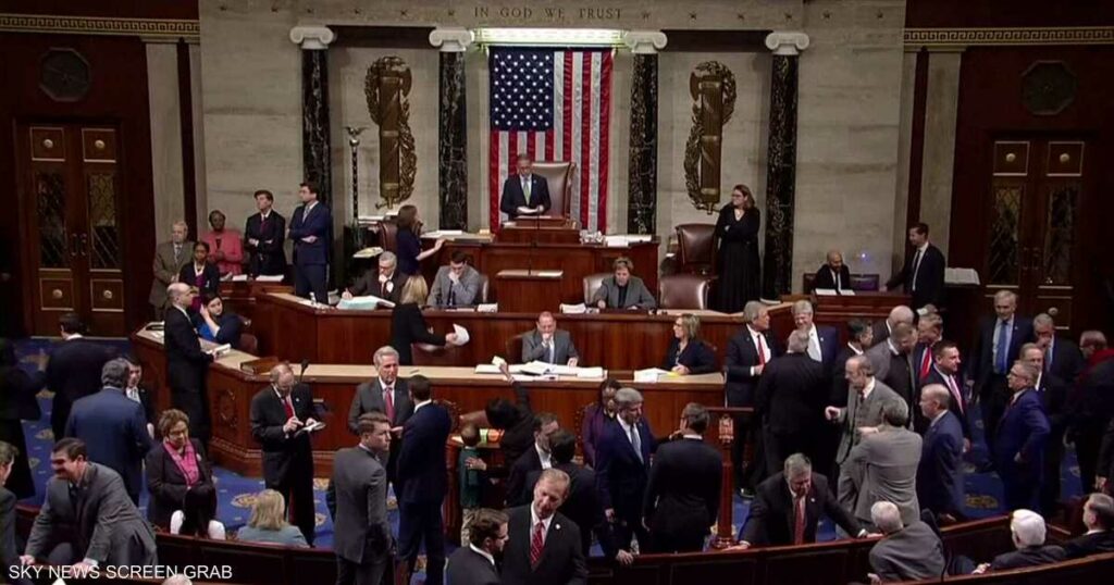 هل يعيد ترامب تشكيل السياسة المالية للولايات المتحدة؟