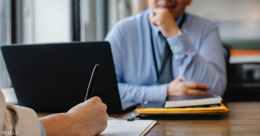 العمل الدولية: نمو العمالة العالمية يهبط إلى 1.5% في 2025