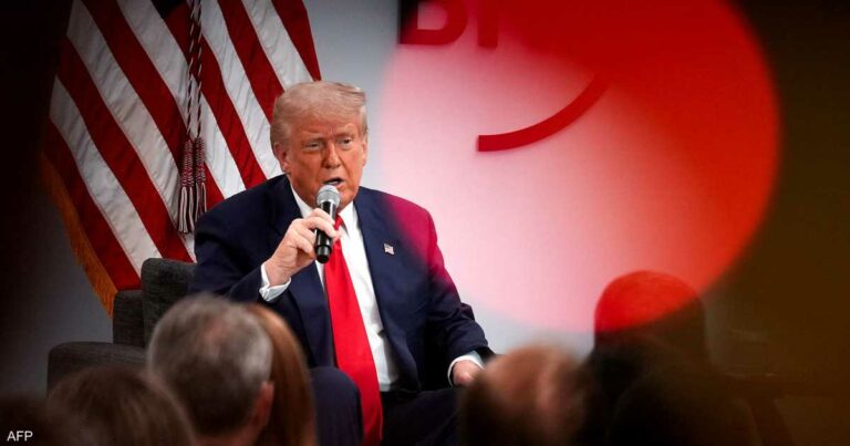 المحكمة العليا تجيز لترامب إنهاء إقامة نصف مليون مهاجر