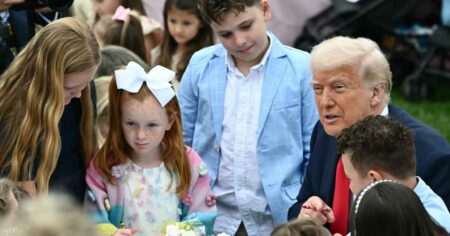 ترامب: الطفل الأميركي سيحصل على "دميتين فقط" بسبب الصين