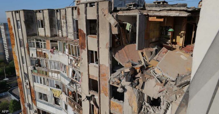 إصابة عشرات الأشخاص في هجمات روسية على خاركيف